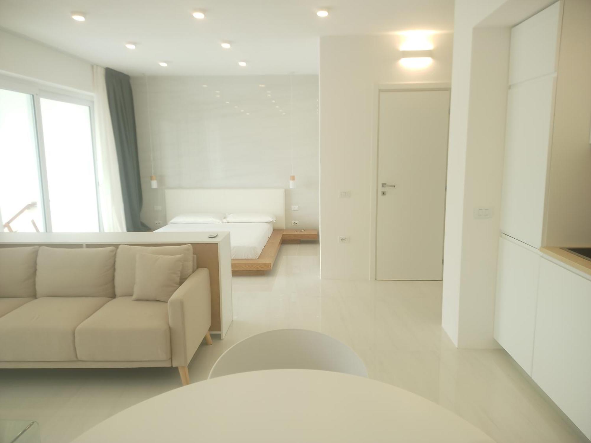 أروسييْ Smart Luxury Suites & Apartments المظهر الخارجي الصورة