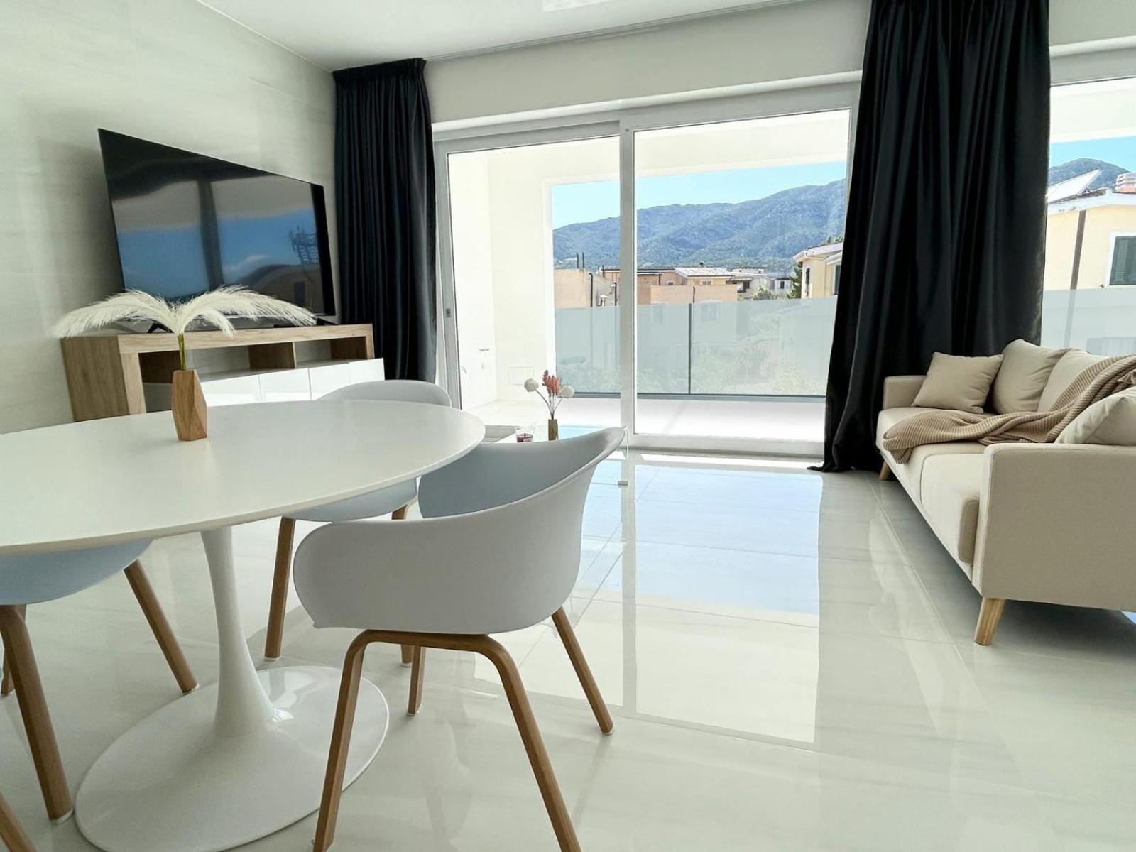 أروسييْ Smart Luxury Suites & Apartments المظهر الخارجي الصورة